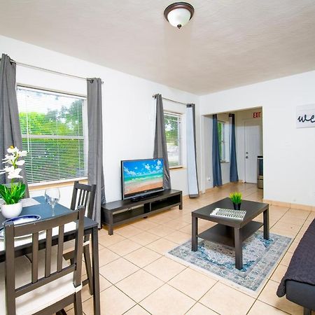 Hollywood Private Apartments Bagian luar foto