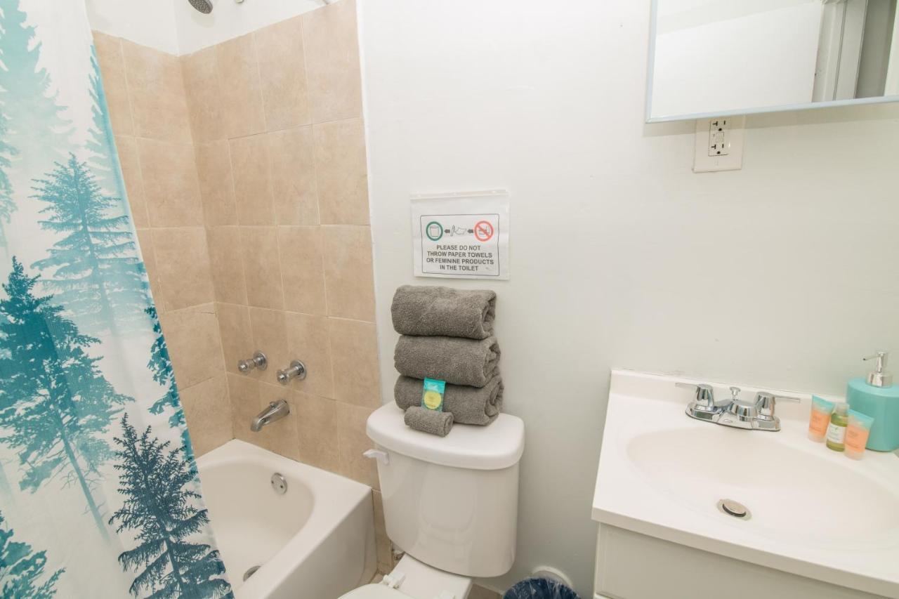 Hollywood Private Apartments Bagian luar foto