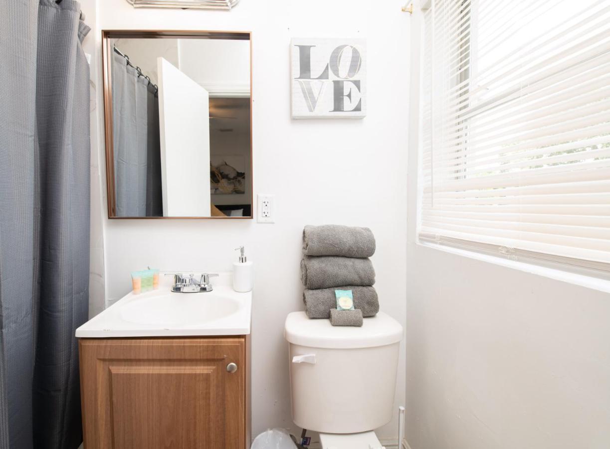 Hollywood Private Apartments Bagian luar foto